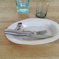 Assiette avec moineau
