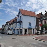 Maison coin de rue Saint Louis