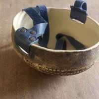 Pot suspendu flamé