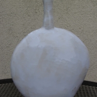 Bouteille en gres blanche